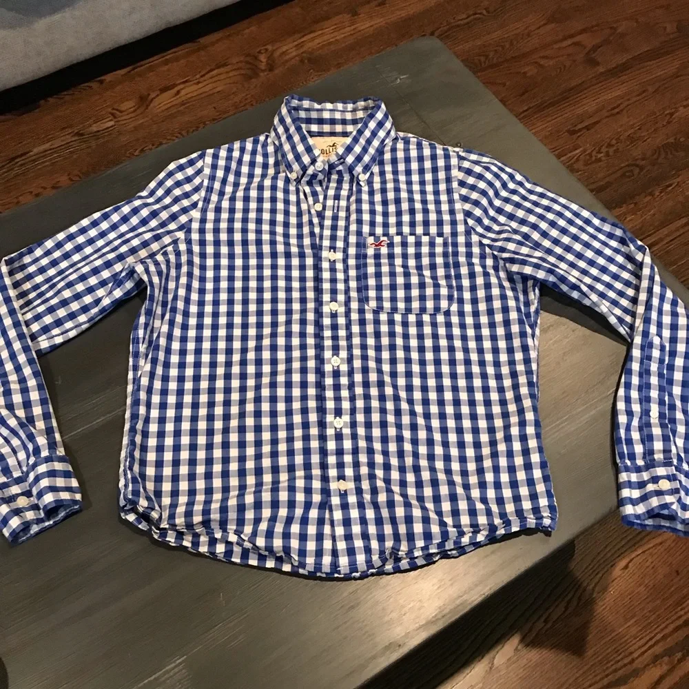 Hollister‎ plaid button down size large